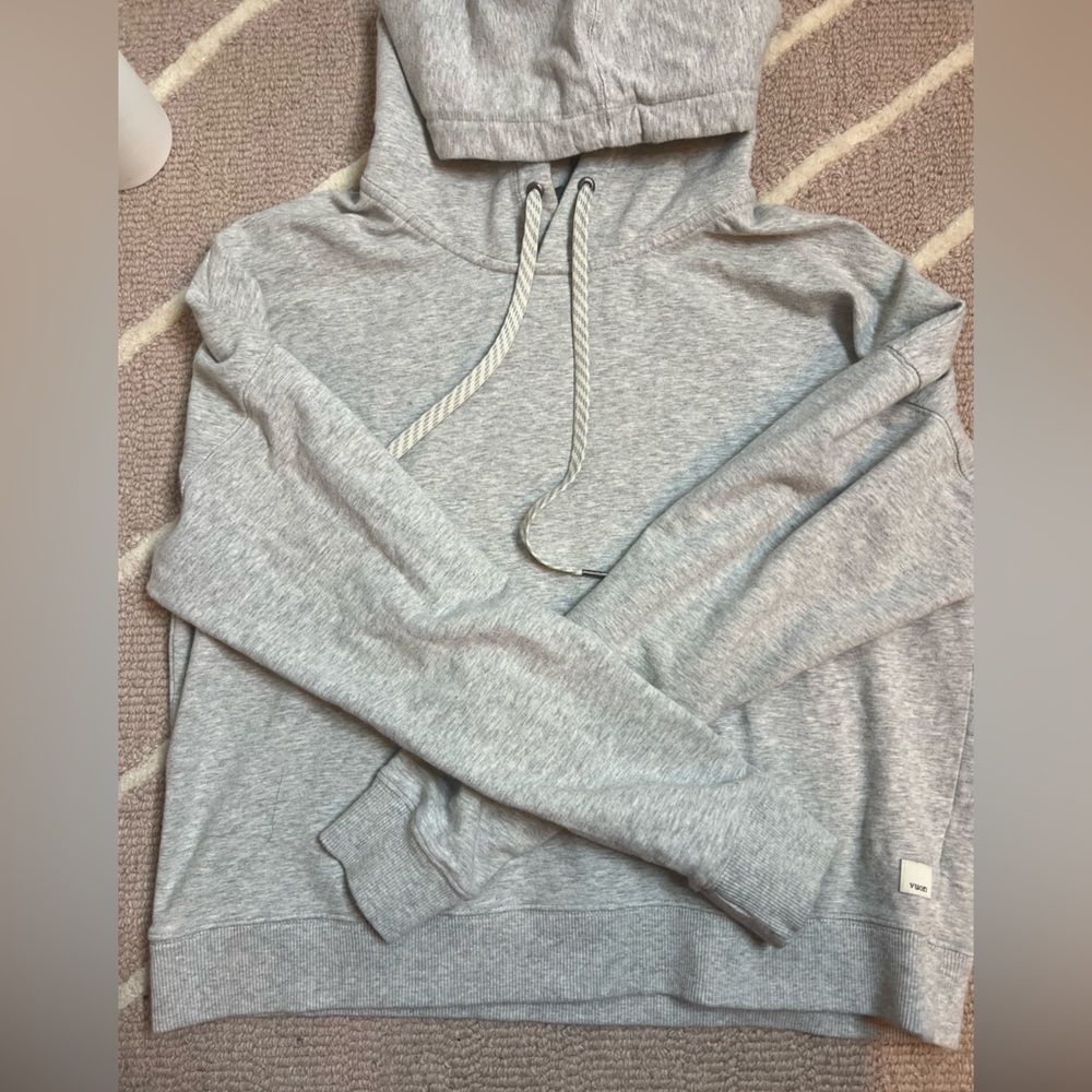 Vuori Hoodie ⭐️